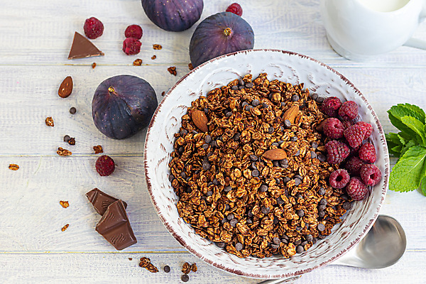 포토 JPG 해외이미지 열매 음식 스포츠 다이어트 과일 딸기 아침 디저트 건강 사람없음 목재 초콜릿 숟가락 우유 에너지 견과류 흰색 항아리 사발 오븐 아침식사 혼합 낟알 설탕 굽기 채식 산딸기 땅콩 아몬드 이익 꿀 요거트 무화과 점심식사 건포도 뮤즐리 오트밀 탄수화물 핸드메이드 캐러멜 해외포토 주간 나무 식물 컬러 재료 포도 유제품 수저 식사 가전제품 도자기 사기그릇 구이 건과일 파일형식 귀리 이미지허브