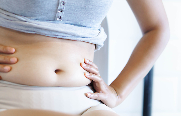 포토 JPG 해외이미지 여자 백그라운드 신체 다이어트 표면 한명 사람 성인 먹기 날씬함 피부 보여주기 짜기 해외포토 1 모션 건강 신체부위 몸매 파일형식 이미지허브