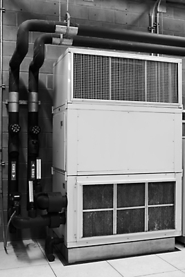 포토 JPG 해외이미지 식물 산업 건축양식 공장 사람없음 내부 건물 빨간색 빛 금속 힘 장비 부채 철 창고 천장 정사각형 시스템 튜브 공학 펌프 국회 깔대기 설치 철강 파이프라인 공급 해외포토 도형 건축물 교육 건축 컬러 공업 재질 파이프_관 파일형식 이미지허브