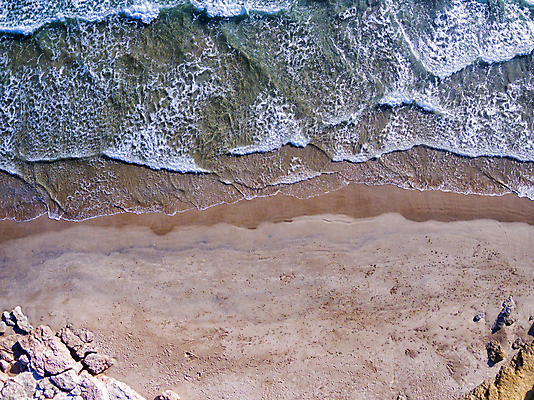 포토 JPG 해외이미지 나무 계절 공원 유럽 모래 파도 바다 섬 여행 자연 낚시 휴가 안테나 해변 사람없음 물 파란색 만 스페인 정상 지중해 휴양지 조경 암초 내추럴 드론 조감도 파라다이스 해외포토 자연요소 식물 공공시설 나라 컬러 통신 레저 장소 생태계 파일형식 이미지허브