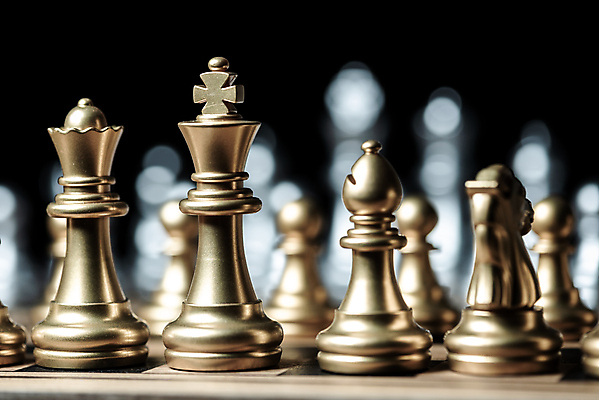 포토 JPG 해외이미지 조각 백그라운드 컨셉 비즈니스 놀이 성공 사람없음 검은색 경쟁 도전 게임 흰색 체스말 체스 계획 대표 왕 리더 싸움 체스판 여왕 지능 필승 해외포토 컬러 모션 우승 말_게임 파일형식 이미지허브