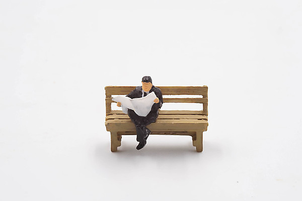 포토 JPG 해외이미지 라이프스타일 교육 남자 백그라운드 컨셉 돈 벤치 비즈니스 사업가 성공 휴식 아이디어 사람 앉기 사람없음 책 금융 경제 장난감 숫자 미니어처 성장 업무 비즈니스맨 신문 뉴스 은퇴 읽기 동료 투자 단절 미니 수입 해외포토 직업 문자 의자 관계 모션 생활 간행물 모형 작업 직장인 재산 파일형식 이미지허브