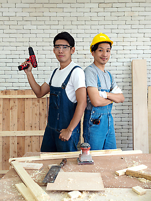 포토 JPG 해외이미지 백인 직업 남자 산업 장갑 비즈니스 태국 탁자 노동자 주택 선물 안전 사람 동양인 성인 내부 두명 목재 노란색 방 장비 흰색 공구 업무 작업실 엔지니어 수리 감독 헬멧 땅 목수 DIY 건축업자 계약자 송곳 재주꾼 해외포토 서양인 나무 잡화 건축 아시아 컬러 가구 재료 인종 취미 건물 도구 작업 기술자 보호장비 계약 파일형식 이미지허브