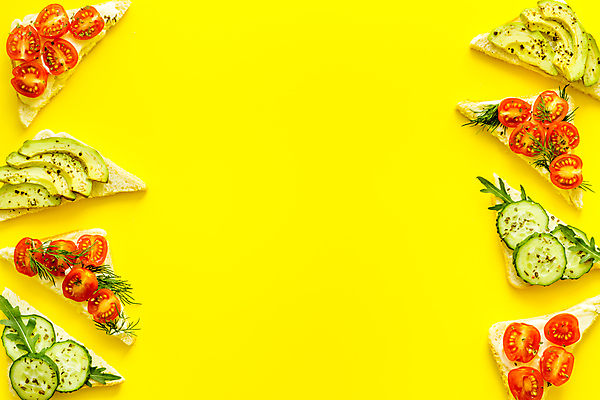 포토 JPG 해외이미지 접시 음식 빵 채소 텍스트 샌드위치 건강 요리 사람없음 우주 식사 플랫 아침식사 정상 먹기 토스트 위치 아보카도 점심식사 채식주의자 카피스페이스 비건 해외포토 식기 과일 모션 공백 채식 파일형식 이미지허브