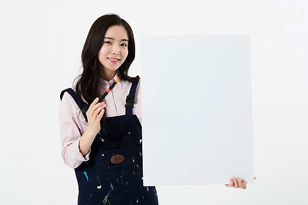 포토 JPG 스튜디오촬영 직업 배너 응시 여자 모션 사각프레임 프레임 실내 미술 한명 미소 들기 누끼 사람 상반신 20대 성인 앞모습 앞치마 한국인 붓 흰배경 그림 화가 미대생 성인여자한명만 국내포토 1 시선 뷰포인트 백그라운드 문화예술 표정 동양인 청년 내부 사각형 흰색 여자한명만 성인여자만 파일형식