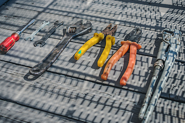 포토 JPG 해외이미지 직업 라이프스타일 산업 컨셉 가정 탁자 노동자 바닥 주택 집게 손잡이 그림자 취미 사람없음 목재 세트 금속 장비 회색 수확 공구 스패너 업무 그룹 작업실 엔지니어 수리 망치 철 목수 오브젝트 서비스 목공예 작업도구 펜치 정비공 공학 조립 옛날 철강 프로젝트 카피스페이스 효과 해외포토 나무 교육 컬러 가구 농업 재료 재질 건물 생활 공백 도구 작업 기술자 공예 파일형식 이미지허브