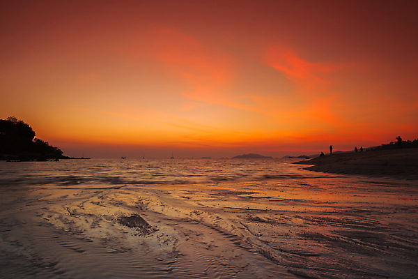포토 JPG 해외이미지 계절 모래 파도 바다 섬 여행 백그라운드 자연 하늘 날씨 휴가 휴식 사람없음 야외 물 파란색 컬러풀 햇빛 태양 뷰티 평화 맑음 보라색 흰색 만 뜨거움 서핑 떨어짐 휴양지 장면 내추럴 파라다이스 해외포토 자연요소 컬러 컨셉 장소 수상스포츠 생태계 파일형식 이미지허브