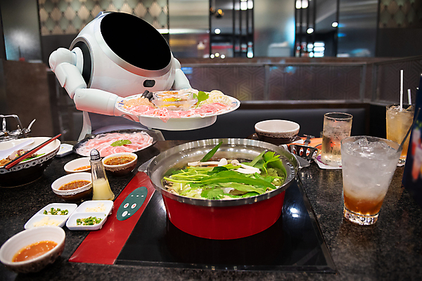 포토 JPG 해외이미지 직업 접시 손 산업 커피 음료 음식 백그라운드 컨셉 채소 비즈니스 탁자 미래 서브 요리 사람없음 유행 식당 식사 업무 네트워크 상담원 연결 방향 먹기 스마트 로봇 서비스 메뉴 상업 네비게이션 해결 인공 자동 제어 지능 헬프 AI_인공지능 해외포토 식기 가구 모션 신체부위 상점 작업 도움 사무원 파일형식 이미지허브