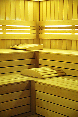 포토 JPG 해외이미지 웰빙 안경 의자 호텔 휴식 아파트 실내 따뜻함 건강 사람없음 내부 치료 빛 수건 문 건강관리 스파 목욕 방 욕실 흰색 램프 오픈 뜨거움 모서리 끝 고급 씻기 수증기 난방기 양동이 피부관리 땀 온도 테라피 사우나 돌봄 위생관리 해외포토 잡화 컬러 가구 컨셉 의학 모션 숙소 조명 주택 관리 위생용품 뷰티 청결 난방용품 파일형식 이미지허브