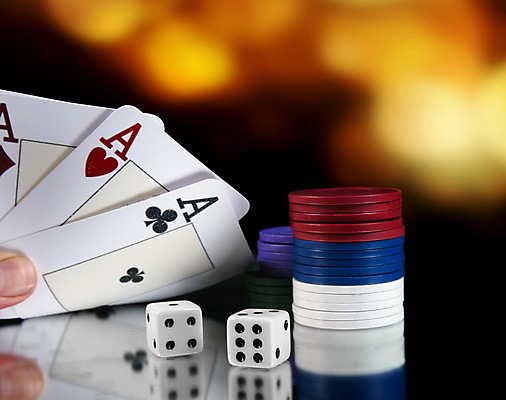 포토 JPG 해외이미지 사람없음 아웃포커스 트럼프 포커칩 도박 카지노 주사위 포커 해외포토 촬영기법 놀이용품 게임 파일형식 이미지허브