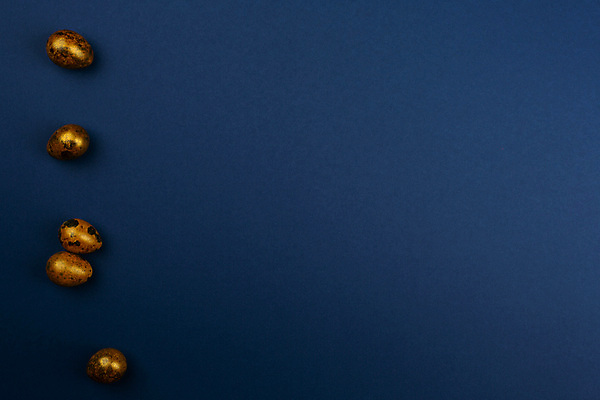 포토 JPG 해외이미지 1 전통 디자인 배너 종이 음식 백그라운드 컨셉 텍스트 탁자 성공 휴가 기념 아이디어 프레임 선물 사람없음 장식 금융 파란색 빛 노란색 축제 시골 축하 신용카드 그리기 재산 황금 고급 심볼 오브젝트 부활절계란 보물 줄서기 카피스페이스 해외포토 컬러 가구 모션 부활절 경제 계란 공백 파일형식 이미지허브