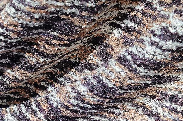 포토 JPG 해외이미지 디자인 드레스 옷 백그라운드 셔츠 패턴 비즈니스 표면 넥타이 추상 정장 사람없음 빨간색 초록색 파란색 빛 컬러풀 유행 쌓기 상점 청바지 직물 면 커튼 시장 고급 우아함 매끈함 실크 질감 구김 접기 스타일 카피스페이스 해외포토 잡화 컬러 컨셉 상의 무늬 바지 모션 공백 감각 파일형식 이미지허브