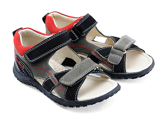 포토 JPG 해외이미지 어린이 신발 2 새로움 소년 사람없음 검은색 유치원 회색 쌍 샌들 가죽 오브젝트 고립 해외포토 교육 남자 컬러 컨셉 사람 파일형식 이미지허브