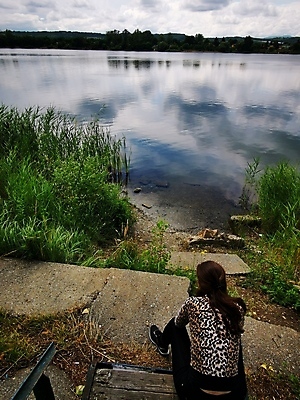 포토 JPG 해외이미지 식물 커플 응시 행복 호수 얼굴 백그라운드 밭 인터넷 신체 벤치 비즈니스 가족 자연 산 서기 사람 앉기 소년 사람없음 야외 물 스마트폰 강 사무실 방 기차 연못 작음 돌봄 옛날 해외포토 자연요소 시선 남자 감정 어린이 육상교통 농업 의자 관계 모션 대중교통 신체부위 핸드폰 스마트기기 크기 생태계 파일형식 이미지허브