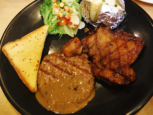 포토 JPG 해외이미지 접시 음식 백그라운드 토마토 채소 감자 육류 돼지고기 스테이크 요리 비프스테이크 사람없음 가로 초록색 식사 저녁식사 치킨 샐러드 소고기 튀김 흰색 신선 그릴 상추 바비큐 자르기 굽기 허리 칠면조 프랑스어 고립 등심 섞기 해외포토 문자 식기 컬러 식재료 모션 조류 주방용품 서양음식 신체부위 구이 닭고기요리 파일형식 이미지허브