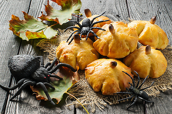 포토 JPG 해외이미지 모양 캐릭터 계절 음식 채소 호박 휴가 디저트 기념 요리 씨앗 사람없음 목재 장난감 갈색 노란색 파티 케이크 저녁식사 할로윈 껍질 가을 대접 신선 그룹 황금 달콤 맛 아침식사 굽기 먹기 준비 반죽 브런치 거미 아몬드 10월 번 이스트 페스츄리 핸드메이드 해외포토 나무 식물 빵 컬러 곤충 컨셉 재료 모션 이벤트 식사 견과류 날짜 구이 파일형식 이미지허브