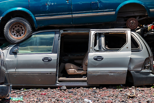 포토 JPG 해외이미지 산업 육상교통 교통시설 자동차 사람없음 쌓기 환경 금속 재활용 손상 쓰레기 폐기물 사건 버리기 사회이슈 부식 한조각 낭비 고물상 구식 깨짐 옛날 자동 중고 철강 카피스페이스 해외포토 1 교통수단 교통 컨셉 모션 재질 공백 시설 친환경 파일형식 이미지허브