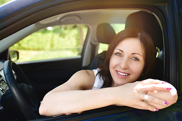 포토 JPG 해외이미지 백인 라이프스타일 응시 여자 행복 도로 얼굴 여행 비즈니스 창문 교통시설 자동차 새로움 실내 한명 사람 앉기 성인 뷰티 귀여움 기쁨 운전 흰색 오픈 운전사 미녀 자연백그라운드 긍정 승객 인기 자동 해외포토 서양인 직업 1 시선 감정 길 육상교통 컬러 백그라운드 교통 컨셉 모션 자연 내부 생활 신체부위 미인 시설 파일형식 이미지허브