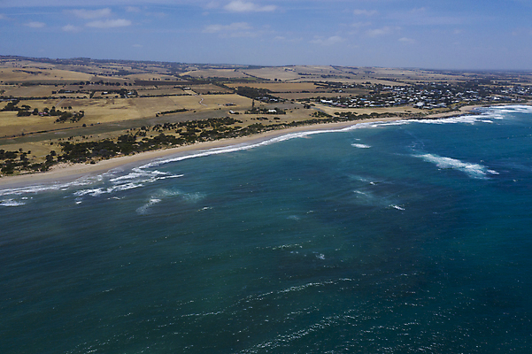 포토 JPG 해외이미지 나무 식물 구름 공원 바다 잎 자동차 자연 조류 하늘 풍경 사람없음 야외 목재 초록색 물 갈색 마을 환경 시골 호주 숲 땅 지역 암초 타운 내추럴 삼림지대 오지 해일 해외포토 자연요소 동물 공공시설 육상교통 컬러 재료 도시 오세아니아 자연재해 생태계 파일형식 이미지허브