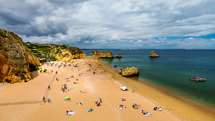 포토 JPG 해외이미지 유럽 모래 파도 바다 여행 자연 휴가 휴식 사람없음 물 파란색 관광지 맑음 절벽 지중해 포르투갈 암초 대서양 터키석 해외포토 자연요소 나라 컬러 컨셉 날씨 보석 생태계 파일형식 이미지허브