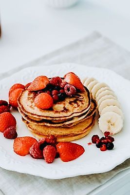포토 JPG 해외이미지 전통 접시 열매 안경 음식 빵 단풍 과일 아침 디저트 건강 요리 사람없음 노란색 쌓기 케이크 식당 식사 저녁식사 신선 뜨거움 황금 달콤 맛 아침식사 굽기 메뉴 블루베리 브런치 밀가루 서빙 칼로리 버터 꿀 솜털 프랑스어 점심식사 어려움 영양분 핸드메이드 크레이프 해외포토 주간 식물 문자 식기 잡화 컬러 컨셉 잎 모션 상점 가루 구이 파일형식 이미지허브