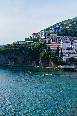 포토 JPG 해외이미지 나무 실루엣 바다 여행 하늘색 자연 하늘 휴가 산 풍경 경사 사람없음 초록색 물 여름 파란색 태양 도시 만 보트 휴양지 몬테네그로 부드바 생태학 절정 수평선 해외포토 자연요소 식물 계절 교육 컬러 배_교통 촬영기법 장소 생태계 파일형식 이미지허브