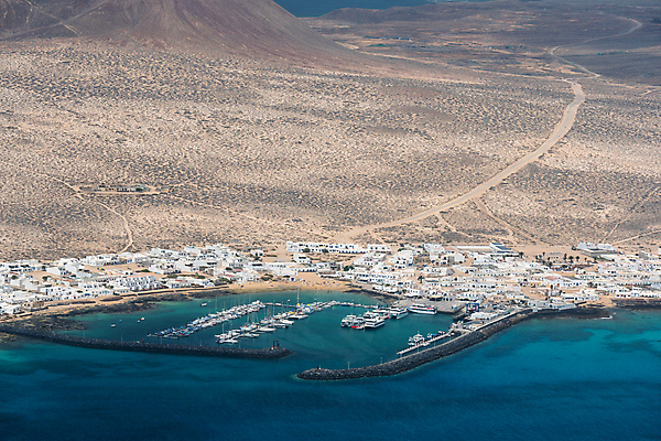 포토 JPG 해외이미지 공원 유럽 바다 섬 여행 자연 하늘 휴가 산 안테나 파노라마 사람없음 야외 물 파란색 여행객 스페인 언덕 화산 대서양 발견 스페인어 절정 해외포토 자연요소 공공시설 나라 컬러 통신 촬영기법 사람 생태계 파일형식 이미지허브