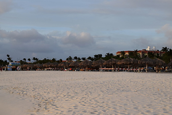 포토 JPG 해외이미지 모래 바다 섬 휴가 사람없음 일출 일몰 프랑스 만 휴양지 발리 보라카이 세이셸 몰디브 마르가리타 바하마 자메이카 칸쿤 해외포토 유럽 아시아 북아메리카 아프리카 멕시코 필리핀 노을 장소 칵테일 인도네시아 파일형식 이미지허브
