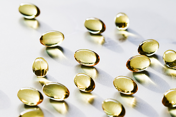 포토 JPG 해외이미지 사람없음 알약 노란색 건강관리 흰색 낟알 영양제 오메가 항생제 해외포토 컬러 건강 관리 약 파일형식 이미지허브