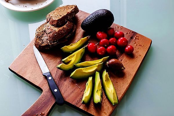 포토 JPG 해외이미지 라이프스타일 접시 음식 빵 조각 백그라운드 포크 다이어트 채소 과일 아침 샌드위치 건강 사람없음 목재 식사 수확 시골 신선 오픈 아침식사 낟알 자르기 지중해 먹기 크림 슬라이스 머리위 토스트 후추 시금치 아보카도 점심식사 영양분 개조 해외포토 주간 나무 식기 바다 농업 재료 모션 생활 향신료 파일형식 이미지허브