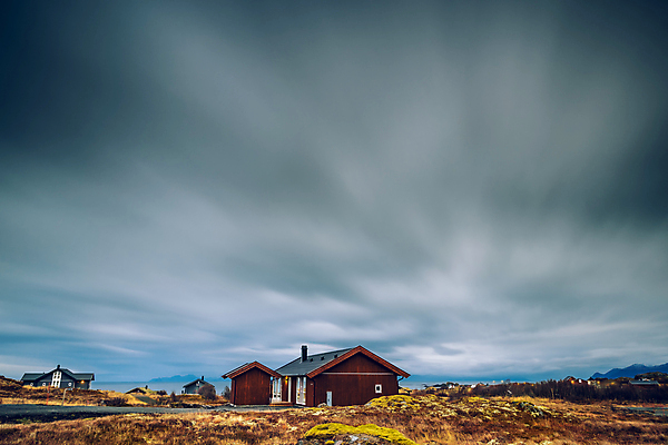 포토 JPG 해외이미지 유럽 섬 여행 자연 하늘 호텔 날씨 산 주택 파노라마 노르웨이 사람없음 야외 목재 관광지 마을 침묵 저녁 오두막 북극 장면 북쪽 타운 흐림 스칸디나비아 해외포토 나무 나라 재료 숙소 촬영기법 건물 소리 도시 야간 극지방 방향 생태계 파일형식 이미지허브