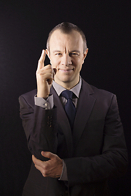 포토 JPG 해외이미지 백인 직업 응시 남자 행복 백그라운드 셔츠 비즈니스 성공 한명 서기 미소 사람 정장 성인 검은색 흰색 비즈니스맨 자신감 시원함 스마트 경영자 교차 경영 고립 해외포토 서양인 1 시선 옷 감정 컬러 컨셉 상의 모션 표정 직장인 리더 파일형식 이미지허브