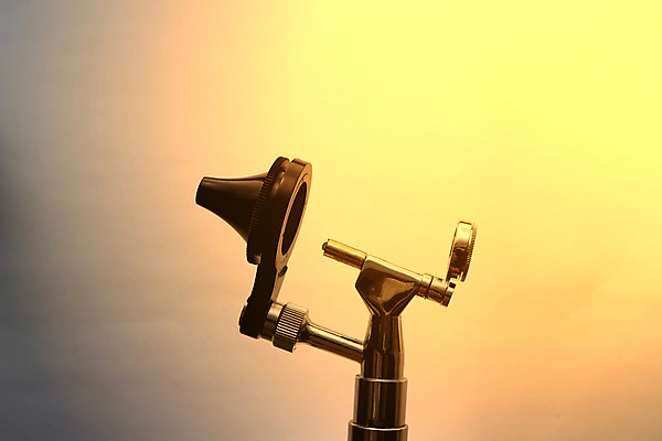 포토 JPG 해외이미지 백인 아이콘 1 응시 어린이 성공 미래 건강 병원 미소 사람 인종 소년 사람없음 치료 컴퓨터 글로벌 약 스크린 장비 시험 환자 의사 기구 잡기 네트워크 귀 청각 돌봄 소아과의사 지원 헬프 가상 전경 해외포토 서양인 시선 교육 남자 컨셉 의학 모션 표정 풍경 신체부위 전자제품 의료진 도움 파일형식 탑뷰 이미지허브