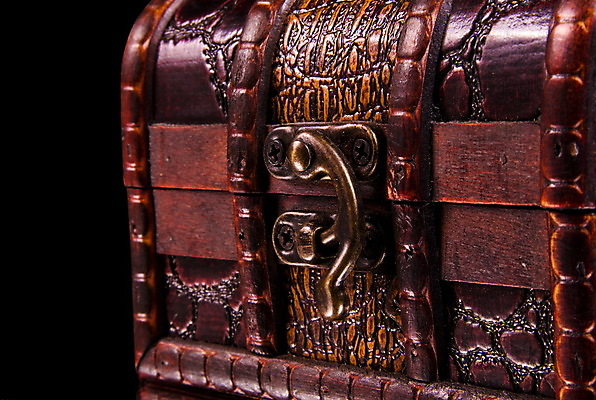 포토 JPG 해외이미지 백그라운드 돈 탁자 성공 사람없음 목재 금융 상자 갈색 금속 동전 저축 수확 골동품 흰색 오픈 재산 황금 컨테이너 비밀 보석 가득함 오브젝트 복고 잠금 해적 보물 고립 궤 옛날 해외포토 나무 산업 컬러 가구 컨셉 농업 재료 재질 경제 광석 도둑 보안 파일형식 이미지허브