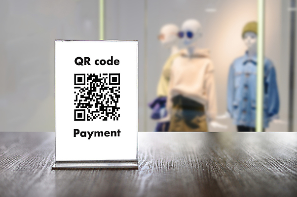 포토 JPG 해외이미지 손 잡화 컨셉 돈 비즈니스 통신 탁자 모바일 텐트 서기 사람없음 스마트폰 핸드폰 상점 디지털 스크린 식당 자료 공백 바 신용카드 사회 지갑 암호 어플리케이션 연결 고객 스마트 메뉴 전자 소매 온라인 거짓 스캔 목업 코딩 해외포토 가구 모션 캠핑도구 신체부위 금융 전자제품 스마트기기 재산 공동체 컴퓨터교육 파일형식 이미지허브