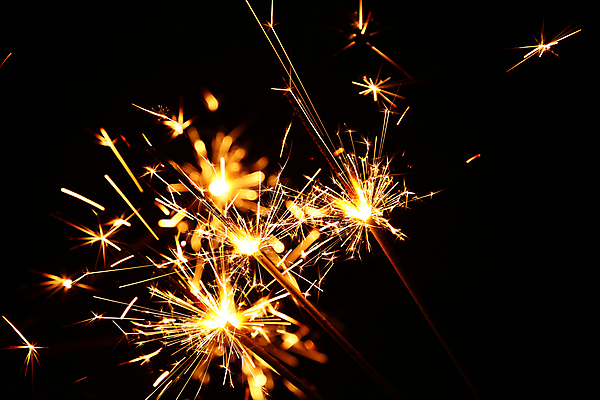 포토 JPG 해외이미지 결혼 백그라운드 크리스마스 오렌지 불 휴가 새로움 폭죽 따뜻함 이벤트 사람없음 옆모습 빛 노란색 파티 우주 검은색 축제 어둠 축하 그룹 닫기 선택 폭발 연도 각도 화상 많음 해외포토 자연요소 기념일 뷰포인트 컬러 컨셉 과일 모션 상처 파일형식 이미지허브