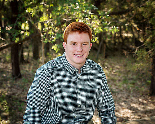 포토 JPG 해외이미지 남자 행복 여유 포즈 졸업 학교 성공 기념 한명 소년 10대 빨간색 파란색 축구 끝 주근깨 저지 플레이어 해외포토 1 교육 감정 어린이 컬러 컨셉 청소년 사람 구기 점 파일형식 이미지허브