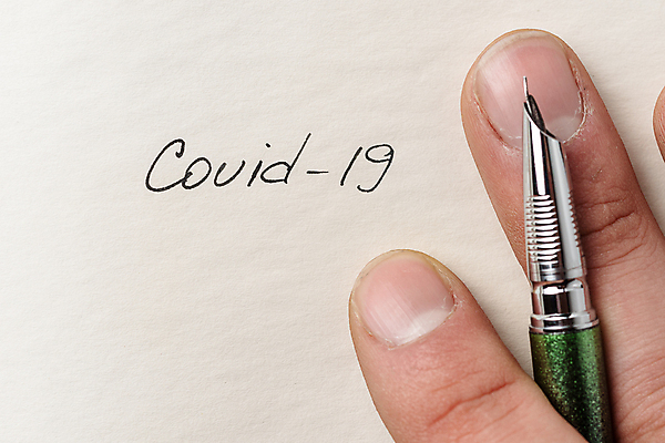 포토 JPG 해외이미지 손 텍스트 손가락 잉크 사람없음 펜 우주 검은색 쪽지 공책 흰색 기록 바이러스 DNA 위험 감염 미생물 시트 전염병 주목 카피스페이스 해외포토 컬러 컨셉 문구용품 생물 신체부위 필기구 공백 질병 생명공학 파일형식 이미지허브