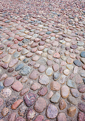 포토 JPG 해외이미지 전통 유럽 도로 길 백그라운드 패턴 포장 표면 추상 벽돌 거리 사람없음 야외 블록 수확 골동품 조약돌 바위 도시 원형 거친 중세 역사 보행로 타일 질감 모자이크 타운 내추럴 땅바닥 방법 옛날 울퉁불퉁 해외포토 도형 나라 무늬 농업 교통시설 바닥 돌_바위 파일형식 이미지허브