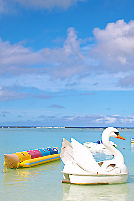 포토 JPG 해외이미지 아시아 바다 섬 여행 자연 휴가 휴식 풍경 사람없음 여름 관광지 야자수 햇빛 여행객 맑음 수상스포츠 보트 스노클링 오세아니아 휴양지 에메랄드 카약 태평양 열대기후 파라다이스 해외포토 나무 계절 나라 스포츠 컨셉 배_교통 날씨 사람 태양 장소 보석 생태계 파일형식 이미지허브