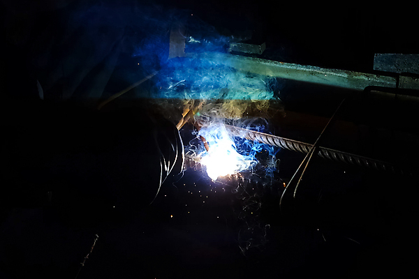 포토 JPG 해외이미지 직업 손 산업 장갑 노동자 골격 직장 가면 마스크 사람없음 야외 금속 장비 도구 공구 손전등 잡기 업무 뜨거움 수술 붓기 수리 제조 보호 위험 땅 공학 국회 온실 용접 용접공 철강 콘크리트 해외포토 잡화 교육 컨셉 회사 의학 모션 재질 조명 신체부위 치료 작업 파일형식 이미지허브