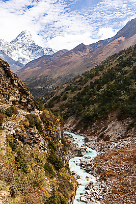 포토 JPG 해외이미지 스포츠 여행 불교 가이드 자연 하늘 휴가 산 국립공원 풍경 사람없음 야외 물 강 여행객 산책 등산 트래킹 하이킹 도전 기도 깃발 사찰 정상 네팔 방법 사리탑 산악가 절정 하이커 히말라야 해외포토 자연요소 직업 공원 아시아 종교 종교건축 레저 휴식 사람 탑 생태계 파일형식 산맥 이미지허브