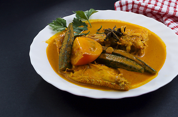 포토 JPG 해외이미지 전통 접시 아시아 조각 채소 고추 양파 건강 육류 요리 동양인 사람없음 세트 노란색 식당 식사 저녁식사 당근 우유 신선 맛 해산물 향신료 메뉴 매움 인도네시아 레시피 카레 말레이시아 단백질 인기 해외포토 식기 나라 음식 컬러 컨셉 식재료 유제품 뿌리채소 인종 상점 영양소 향미료 파일형식 이미지허브