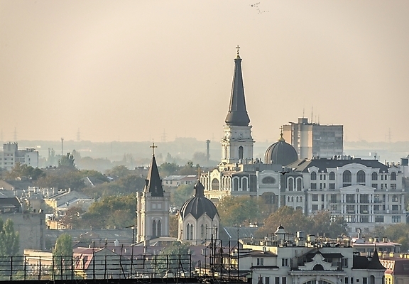 포토 JPG 해외이미지 유럽 여행 건축양식 지붕 사람없음 건물 성당 항구 맑음 봄 안개 도시 역사 저녁 휴양지 구시가지 우크라이나 해외포토 건축물 계절 건축 나라 종교건축 교통시설 날씨 장소 야간 파일형식 이미지허브
