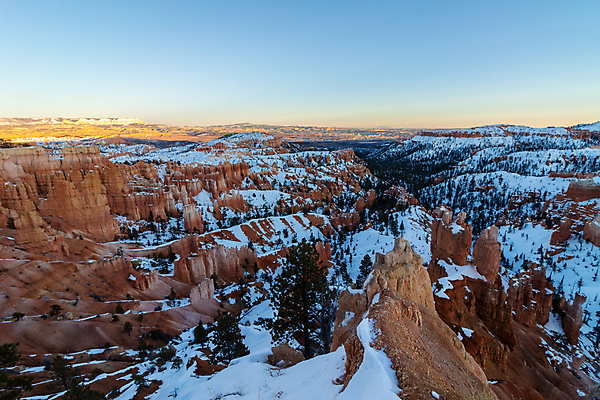 포토 JPG 해외이미지 여행 겨울 오렌지 하늘 국립공원 풍경 사람없음 야외 빨간색 햇빛 골짜기 미국 일몰 암석 가장자리 저녁 부식 사암 광 지질학 해외포토 계절 공원 교육 컬러 북아메리카 과일 자연 태양 노을 돌_바위 둘레 야간 파일형식 이미지허브