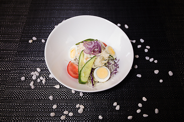 포토 JPG 해외이미지 전통 접시 아시아 문화 음식 백그라운드 다이어트 채소 탁자 밥 양파 새우 육류 어류 요리 동양인 사람없음 목재 장식 식당 일본 식사 저녁식사 치킨 초밥 샐러드 회 흰색 신선 뜨거움 막대기 닫기 맛 고추냉이 해산물 메뉴 날것 아보카도 점심식사 스타일 해외포토 나무 식기 나라 컬러 가구 컨셉 과일 식재료 재료 모션 건강 갑각류 인종 상점 수중동물 양념 닭고기요리 일본음식 파일형식 이미지허브