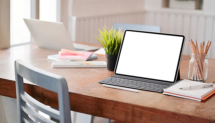 포토 JPG 해외이미지 라이프스타일 디자인 가구 백그라운드 컨셉 거실 비즈니스 창문 탁자 주택 직장 사람없음 내부 노트북 빛 컴퓨터 사무실 햇빛 알약 연필 펜 우주 디지털 스크린 모니터 공백 방 장비 키보드 업무 작업실 책상 오브젝트 프리랜서 스타일 카피스페이스 안락 해외포토 직업 생활용품 회사 학용품 건물 생활 전자제품 태양 필기구 약 작업 파일형식 이미지허브