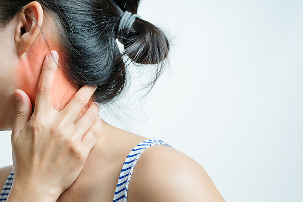 포토 JPG 해외이미지 백인 손 여자 교육 백그라운드 신체 손가락 근육 스트레스 건강 한명 사람 성인 스터디 사무실 약 머리 고통 터치 흰색 마사지 작업 피부 척추 어깨 목 문제 테라피 돌봄 요통 해외포토 서양인 1 감정 컬러 비즈니스 의학 모션 뼈 신체부위 학습 뷰티 허리통증 파일형식 이미지허브