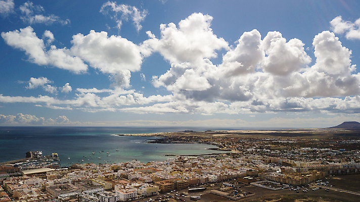 포토 JPG 해외이미지 모래 스포츠 바다 섬 여행 백그라운드 자연 하늘 휴가 안테나 풍경 사람없음 야외 여름 파란색 태양 우주 일출 놀람 도시 점 서핑 정상 암초 파라다이스 수평선 해외포토 자연요소 계절 감정 컬러 통신 표정 노을 수상스포츠 생태계 파일형식 이미지허브