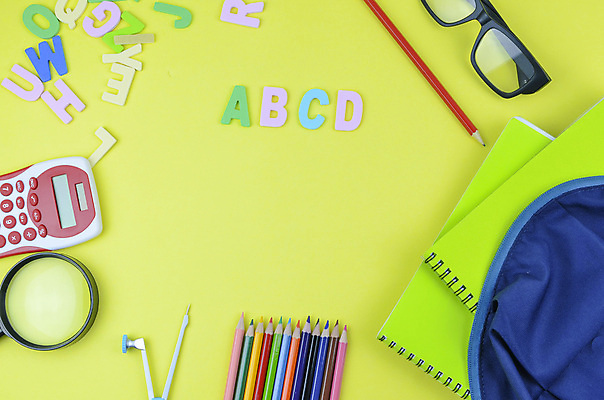 포토 JPG 해외이미지 학생 디자인 교육 종이 어린이 백그라운드 컨셉 다이어트 가방 비즈니스 포장 배낭 텍스트 학교 탁자 문구용품 아이디어 사람없음 책 초록색 스터디 상자 컬러풀 사무실 연필 노란색 쿠키 우주 쪽지 공책 공백 장비 에너지 계산기 흰색 신선 업무 정상 책상 오브젝트 신학기 유기농 점심식사 해외포토 웰빙 잡화 컬러 가구 학용품 디저트 건강 사람 학습 필기구 식사 작업 파일형식 이미지허브